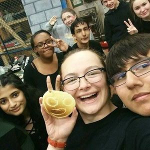 Meet your Posher, Lauren